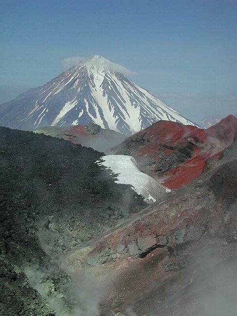 Volcan Koryasky depuis le cratre de l'Avachinski
